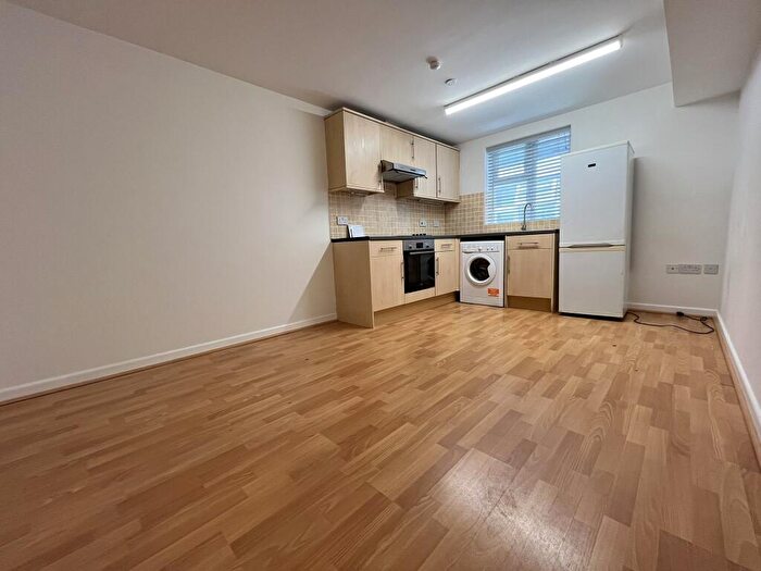 Flat To Rent In Westover Road, Bournemouth, BH1