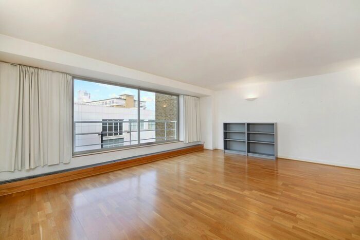 Studio To Rent In Shad Thames, London, SE1