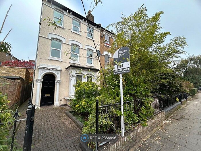 2 Bedroom Flat To Rent In Ashley Road, London, N19