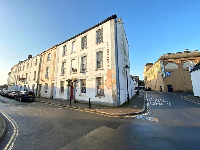 7 Bedroom End Of Terrace House For Sale In Boutport Street, Barnstaple, Devon, EX31