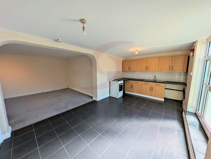 Studio To Rent In Charnwood Road, Shepshed, LE12