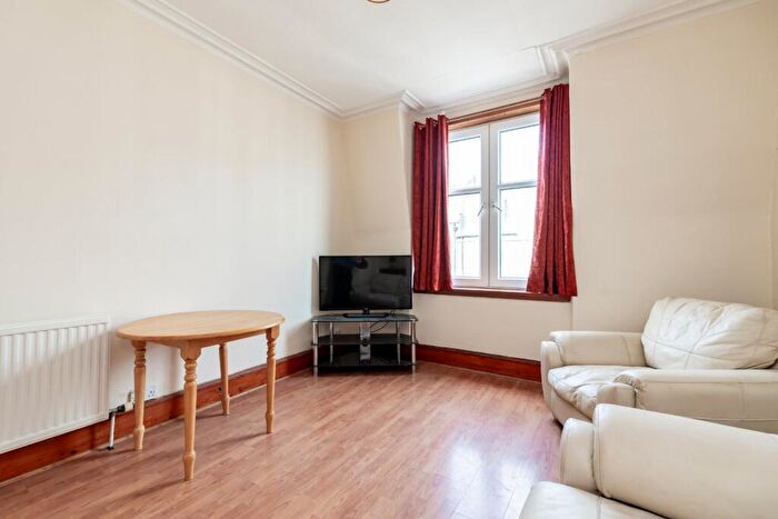 1 Bedroom Flat To Rent In Menzies Road, Torry, Aberdeen, AB11
