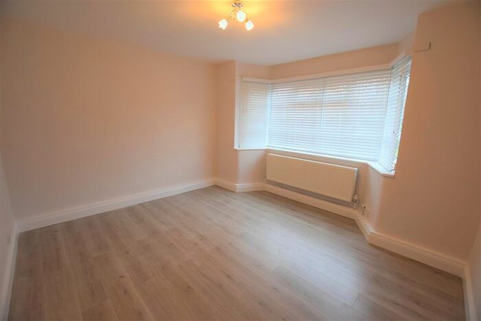 2 Bedroom Flat To Rent In Viceroy Court, Wilmslow Road, Didsbury, M20