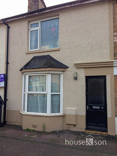 2 Bedroom Terraced House For Sale In Northcote Road, Springbourne, Bournemouth, BH1