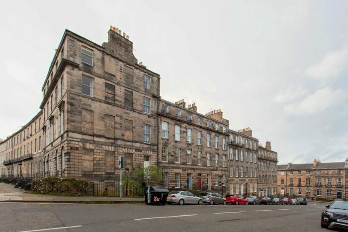 3 Bedroom Flat To Rent In Nelson Street, New Town, Edinburgh, EH3