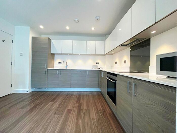 2 Bedroom Apartment To Rent In Meade House, Mill Park, Cambridge, CB1