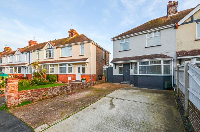 3 Bedroom Terraced House For Sale In Queens Crescent, Eastbourne, East Sussex, BN23