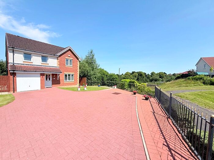 4 Bedroom Detached House For Sale In Jenkinson Drive, Redding, Falkirk, FK2