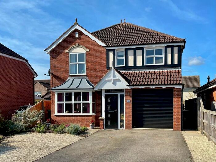 4 Bedroom Detached House For Sale In Town End Gardens, Wigginton, York, YO32
