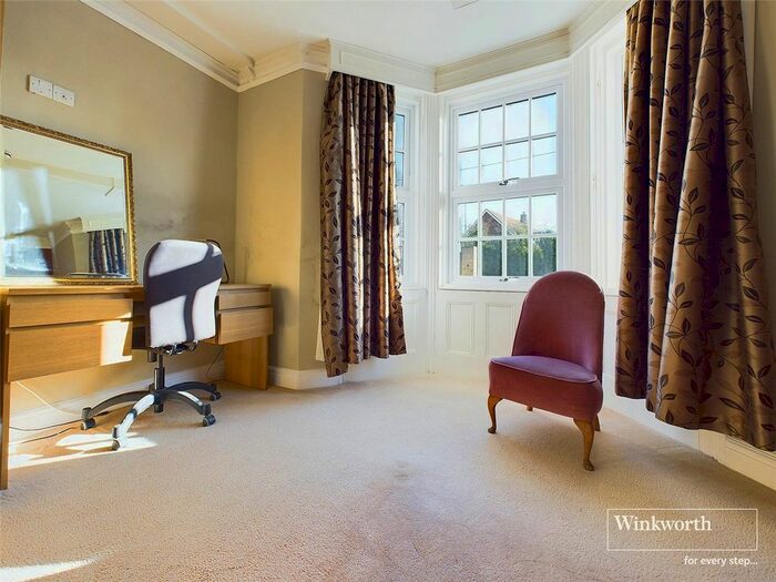 13 Bedroom Detached House For Sale In Reading Road, Burghfield Common