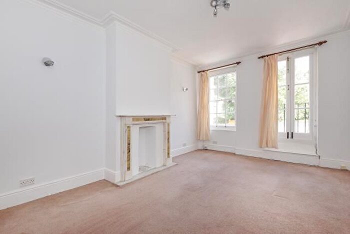 2 Bedroom Flat To Rent In Garden Road, St. Johns Wood, NW8