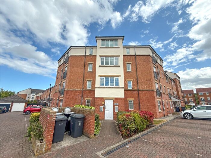 2 Bedroom Flat For Sale In Ovett Gardens, St James Village, Gateshead, NE8