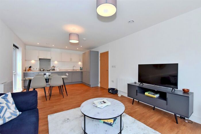 2 Bedroom Flat To Rent In Millard Place, Arborfield Green, Reading, Berkshire, RG2