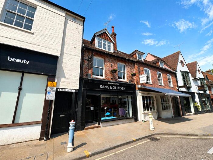 2 Bedroom Apartment To Rent In The Square, Winchester, Hampshire, SO23