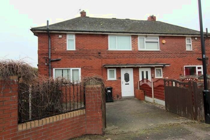 3 Bedroom Semi-Detached House To Rent In Ullswater Crescent, Leeds, LS15