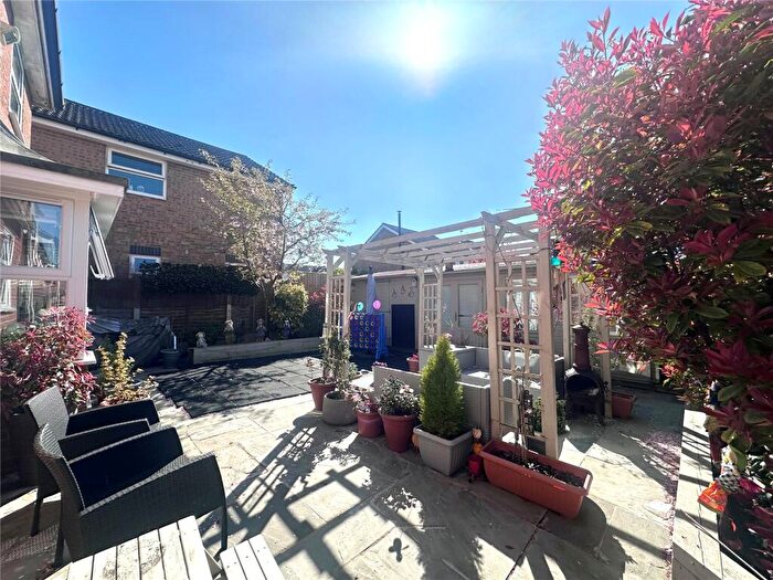 4 Bedroom Detached House For Sale In Bedgebury Close, Rochester, Kent, ME1