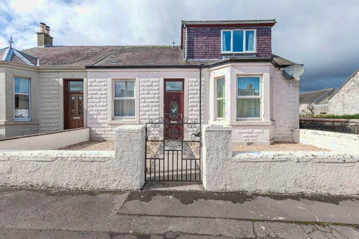 3 Bedroom Semi-Detached Villa For Sale In Main Street, Kingseat, Dunfermline, KY12