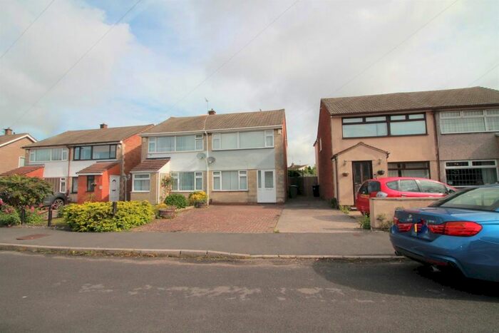 3 Bedroom Property To Rent In Painswick Avenue, Patchway, Bristol, BS34