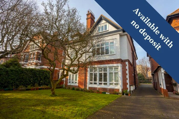 2 Bedroom Flat To Rent In Earls Avenue, Folkestone, CT20