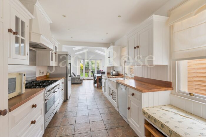 5 Bedroom Terraced House To Rent In Pemberton Road, East Molesey, Surrey, KT8