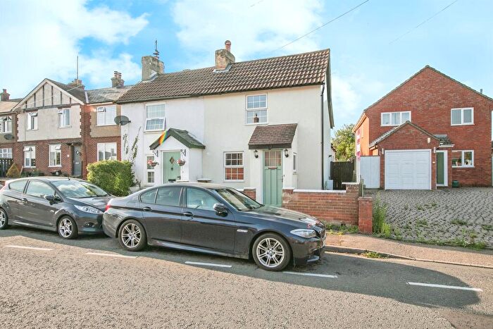2 Bedroom Semi-Detached House For Sale In Bromley Road, Colchester, CO4