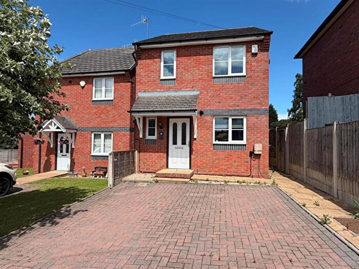 3 Bedroom Detached House For Sale In Wassell Road, Wollescote, Stourbridge, DY9
