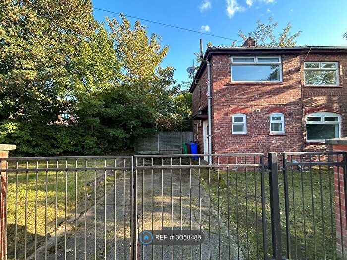 3 Bedroom Semi Detached House To Rent In Surbiton Road, Manchester, M40