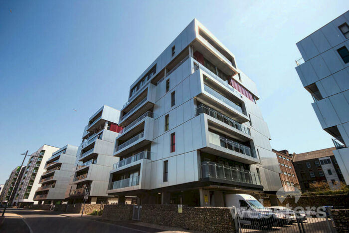 2 Bedroom Apartment To Rent In Geoffrey Watling Way, Norwich, NR1