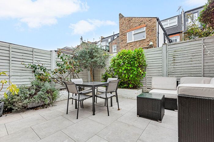 4 Bedroom Terraced House To Rent In Gowan Avenue, Bishops Park, SW6
