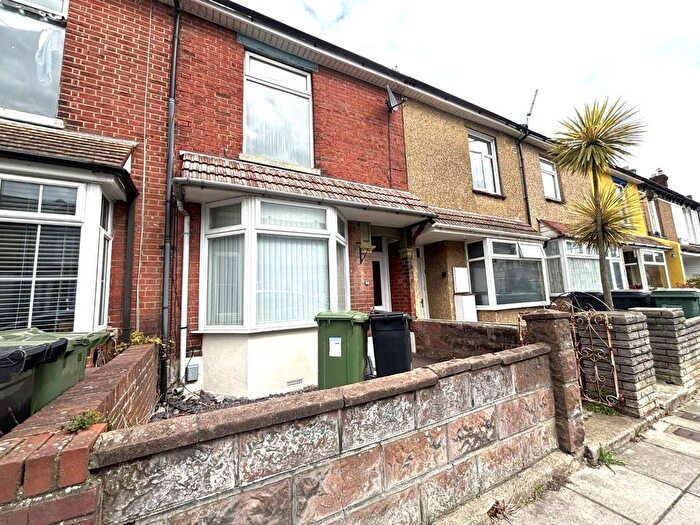 3 Bedroom Terraced House For Sale In Chichester Road, Portsmouth, PO2