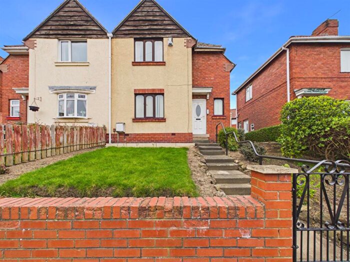 3 Bedroom Semi Detached House For Sale In Huxley Crescent, Gateshead, NE8