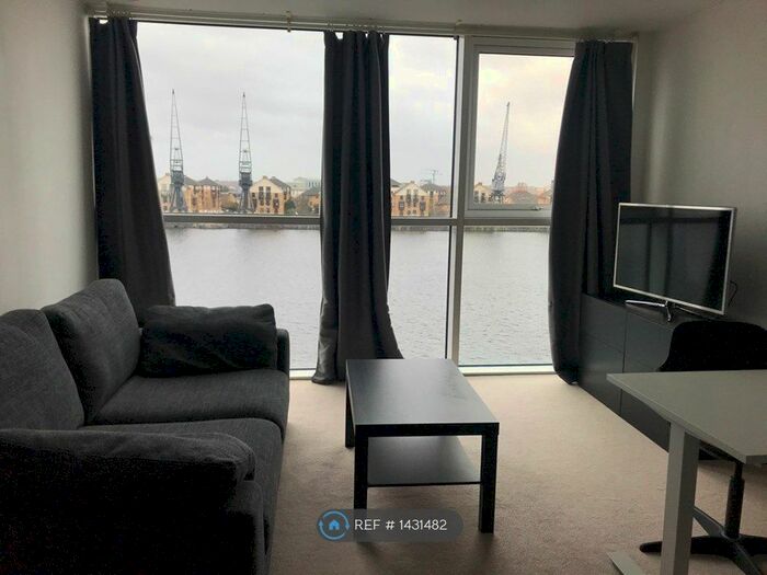 1 Bedroom Flat To Rent In Western Gateway, London, E16