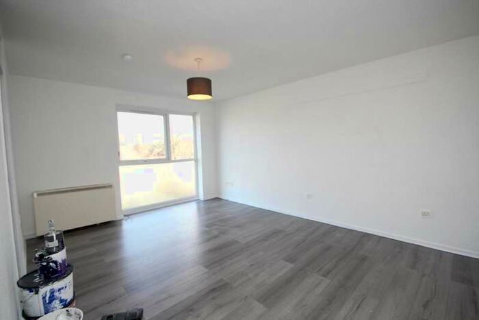 2 Bedroom Flat To Rent In Hazelwood Court, 331 Neasden Lane North, Neasden, London, NW10