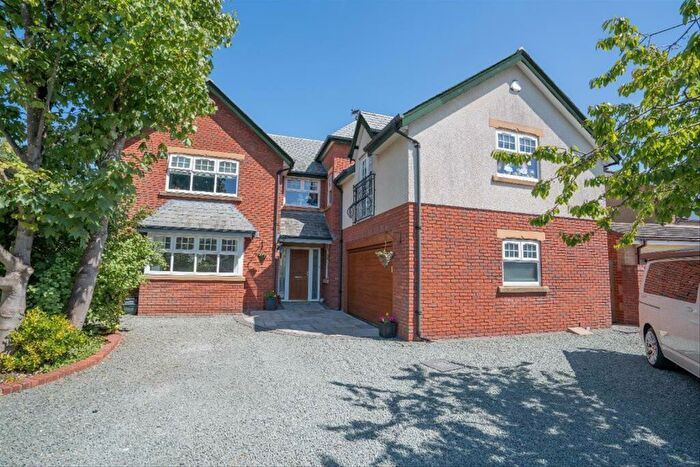 6 Bedroom Detached House For Sale In Rowland Lane, Thornton Cleveleys, FY5