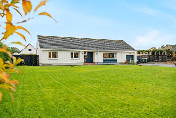 4 Bedroom Detached Bungalow For Sale In Stormont Park, Scone, Perth, PH2