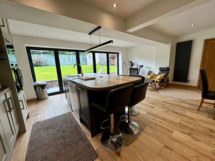 3 Bedroom Detached House For Sale In Gwel Y Llan, Llandegfan, LL59
