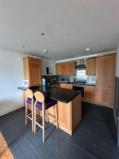 2 Bedroom Private Hall To Rent In Tudor Court, Lancaster, LA1