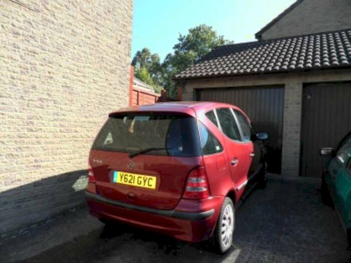 Garage / Parking To Rent In Whatcombe Road (garage), Frome, Somerset, BA11