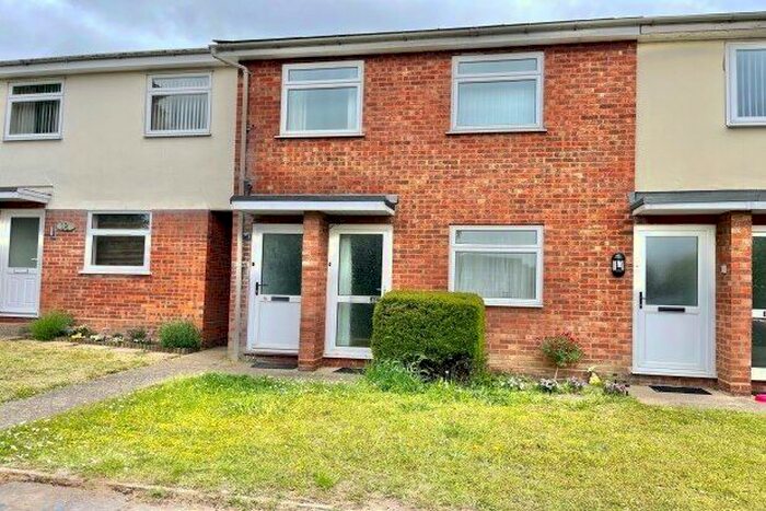 1 Bedroom End Of Terrace House To Rent In Springland Close, Ipswich, IP4