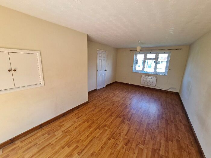 3 Bedroom Property To Rent In The Knapp, Templecombe, BA8