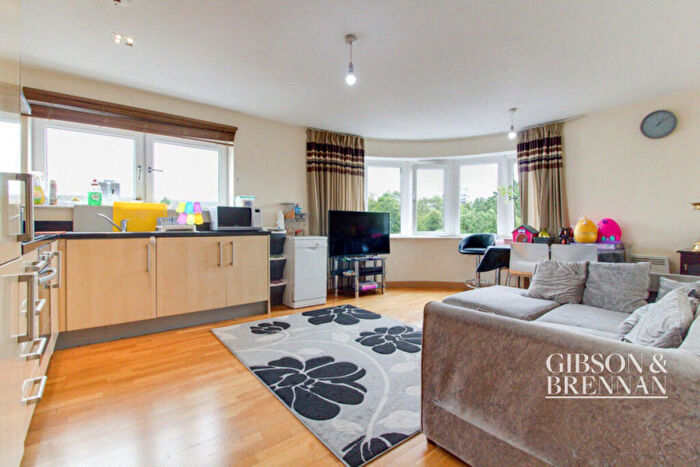 2 Bedroom Apartment To Rent In Cherrydown East, Basildon, SS16