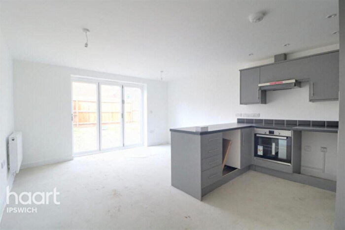 3 Bedroom Town House To Rent In Rope Walk, Ipswich, IP4