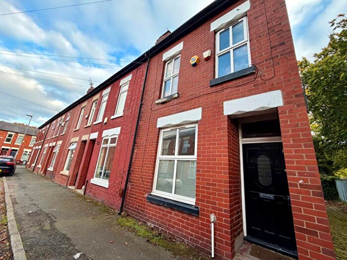 3 Bedroom House To Rent In Kathleen Grove, Fallowfield, M14
