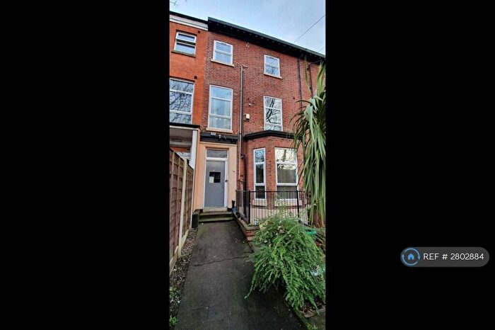 2 Bedroom Flat To Rent In Withington Road, Manchester, M16