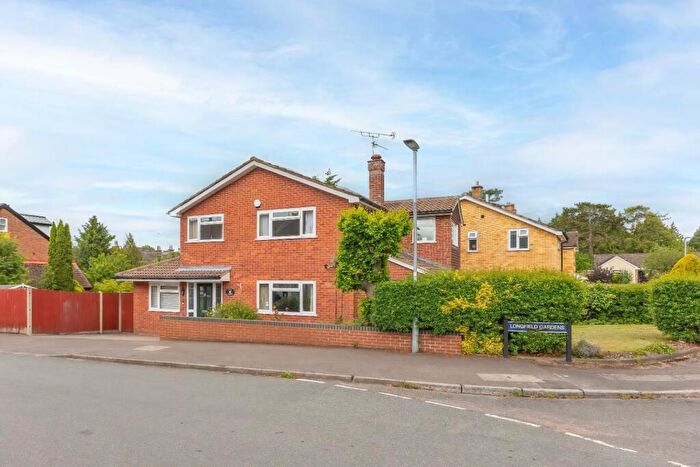 3 Bedroom Detached House For Sale In Longfield Road, Tring, HP23