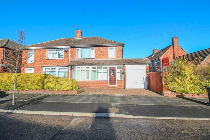 3 Bedroom Semi-Detached House To Rent In Marlborough Avenue, Gosforth, Newcastle Upon Tyne, NE3