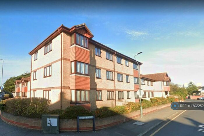 3 Bedroom Flat To Rent In Bedwell Road, Upper Belvedere, DA17