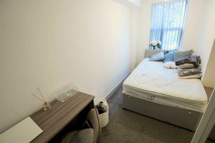 7 Bedroom House To Rent In Teignmouth Road, Birmingham, B29