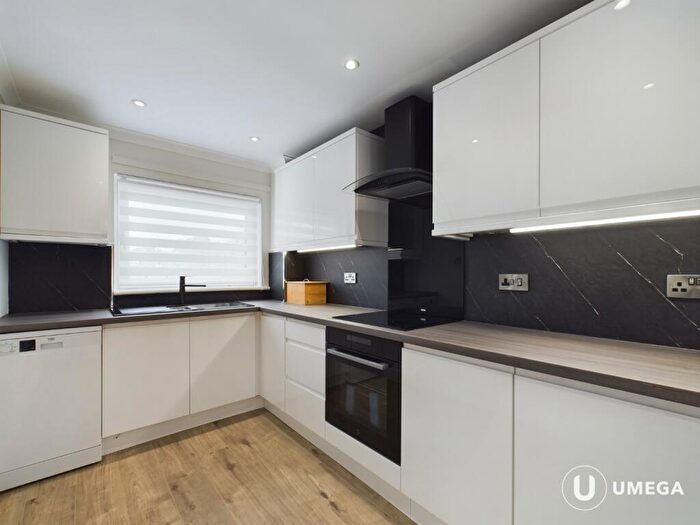 2 Bedroom Apartment To Rent In Millhill, Musselburgh, East Lothian, EH21