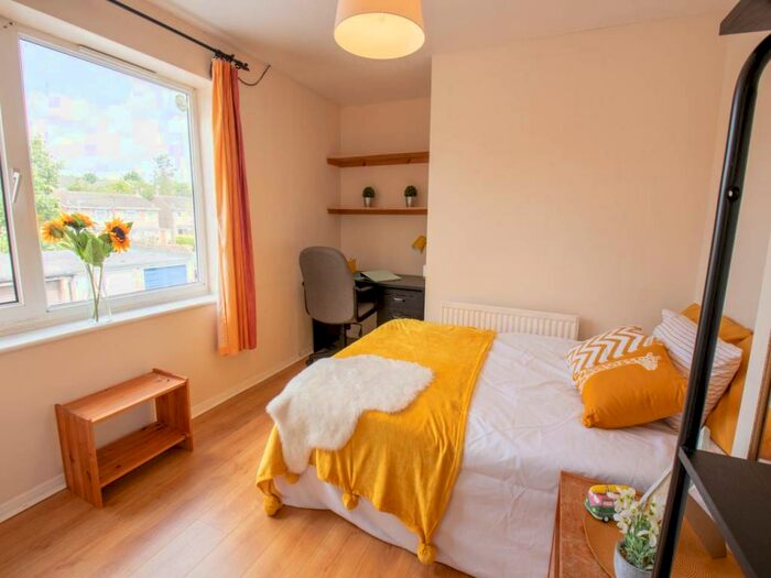 6 Bedroom House To Rent In St Michaels Place, Canterbury, Kent, CT2